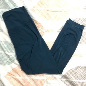 Teal Lululemon 25” Align Leggings
